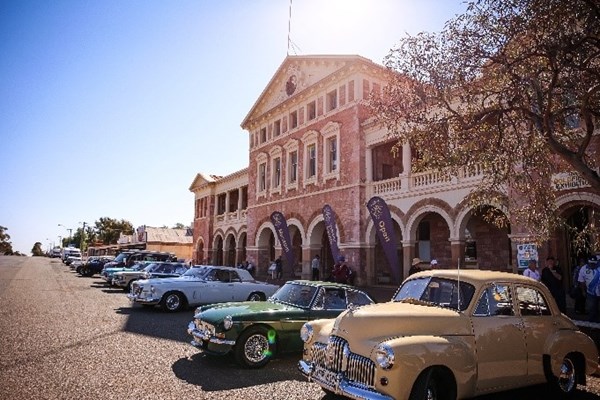 Premier visits Coolgardie - Back to the Goldfields Rally