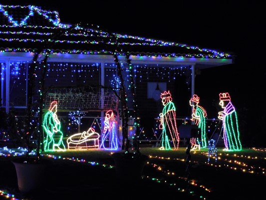 Album Preview: Shire of Coolgardie Christmas lights competition winners