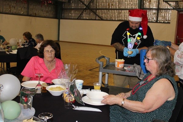 Seniors Christmas Luncheon 2021 - IMG_2152