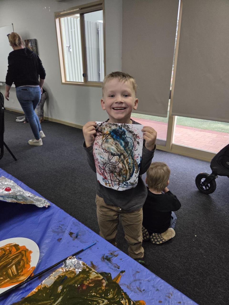 Foil Fun Lights Up Coolgardie!