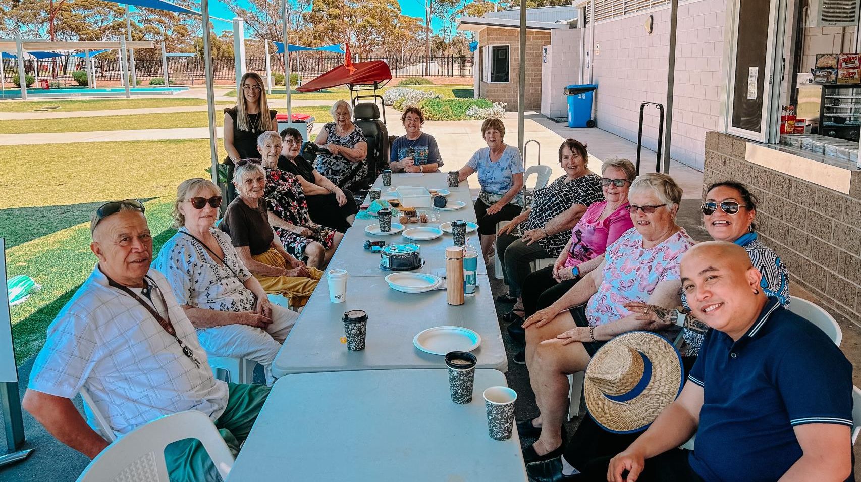 Seniors Soak Up Sunshine at Kambalda Aquatic Facility