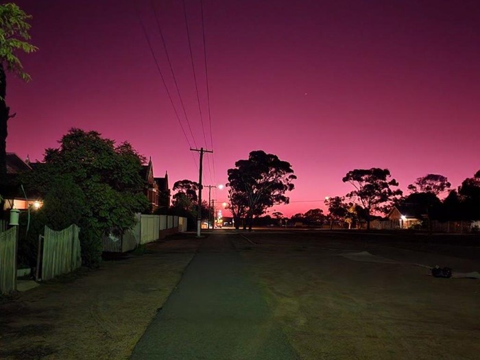 Image Gallery - 18 Diane Carruthers Lindsay Street Sunset Perfect end to